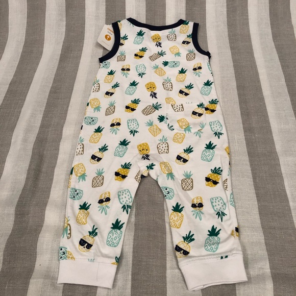 Gymboree sleeveless pineapple baby romper - Picture 4 of 5